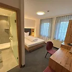 Hotel Ochsen 3*
